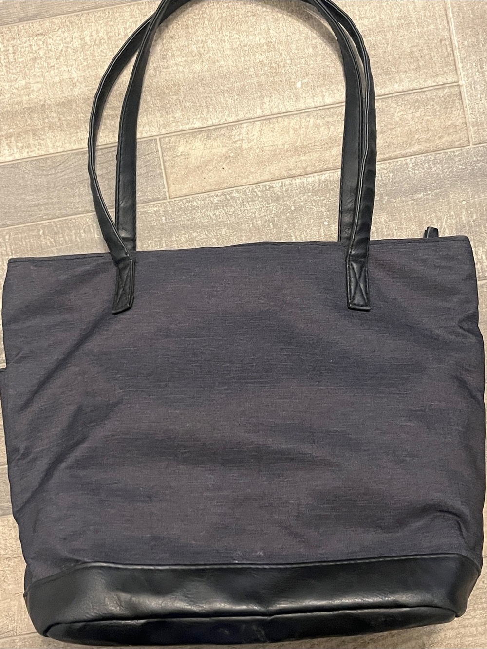 Roots Black Canvas Shoulder Insulated Lunch BagTote with Black Trim - Picture 3 of 13